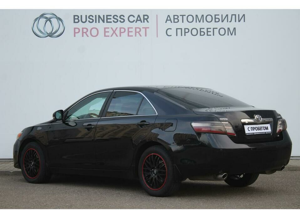 Toyota Camry 3.5 AT (277 л.с.)