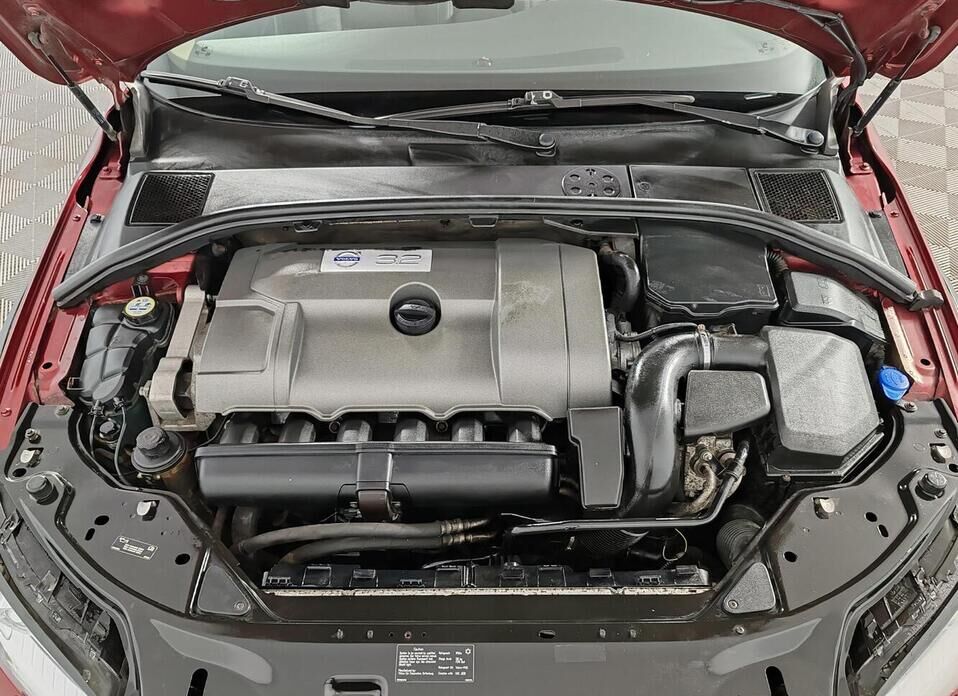 Volvo XC70, II 3.2 AT (238 л.с.) 4WD