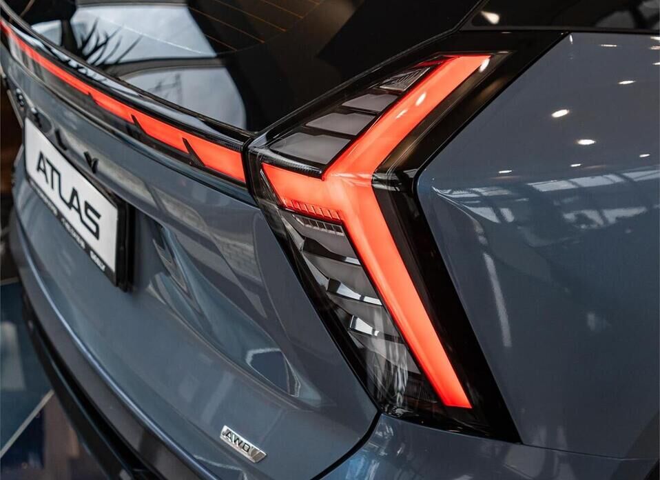 Geely Atlas, II 2.0 AT (200 л.с.) 4WD