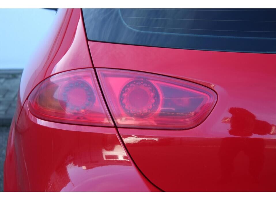 SEAT Leon, II Рестайлинг 2.0d AMT (140 л.с.)