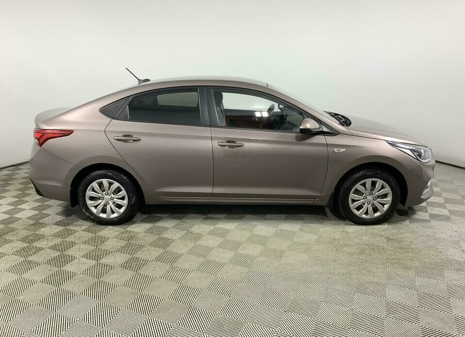 Hyundai Solaris 1.6 MT (123 л.с.)