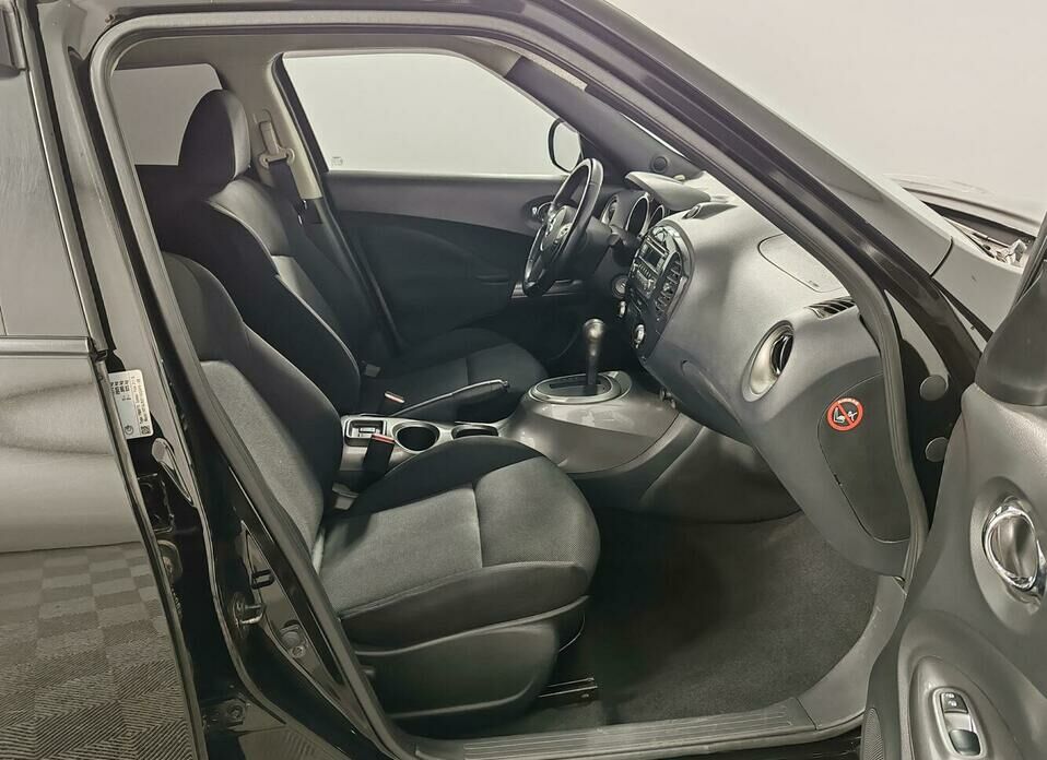 Nissan Juke 1.6 CVT (117 л.с.)