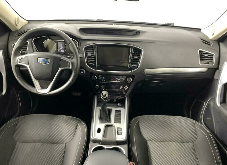 Geely Emgrand X7 2.0 AT (139 л.с.)