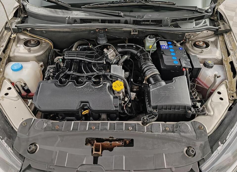 LADA (ВАЗ) Granta Cross 1.6 AMT (106 л.с.)