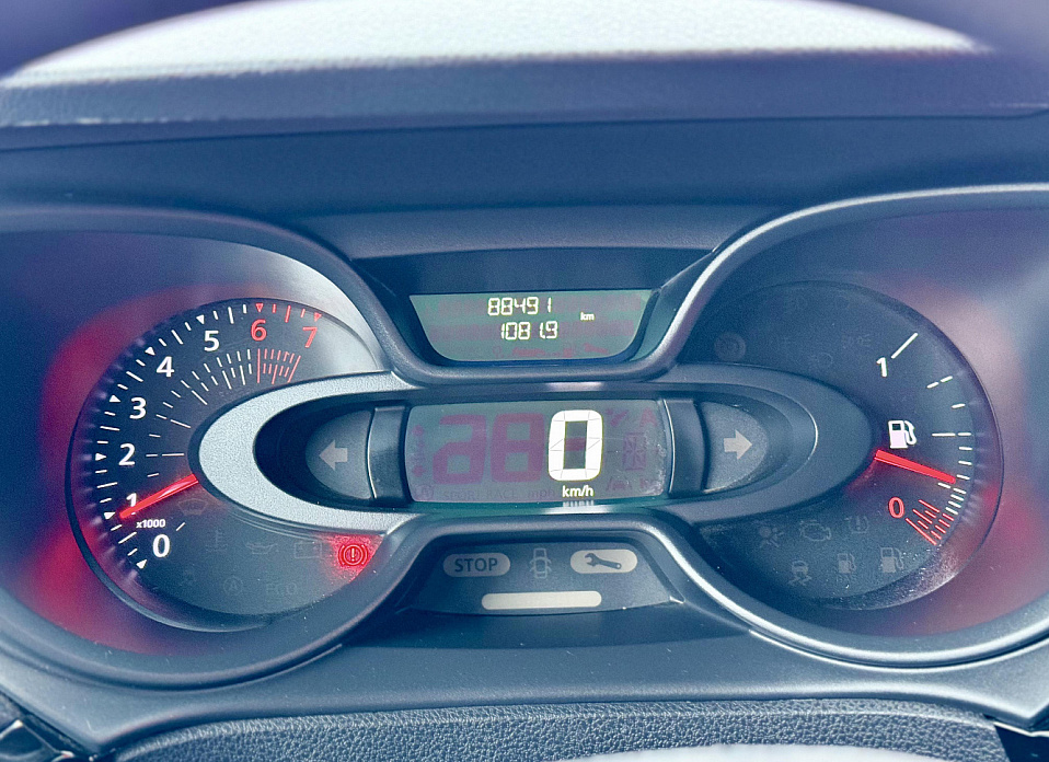 Renault Kaptur, I Рестайлинг 1.6 MT (114 л.с.)