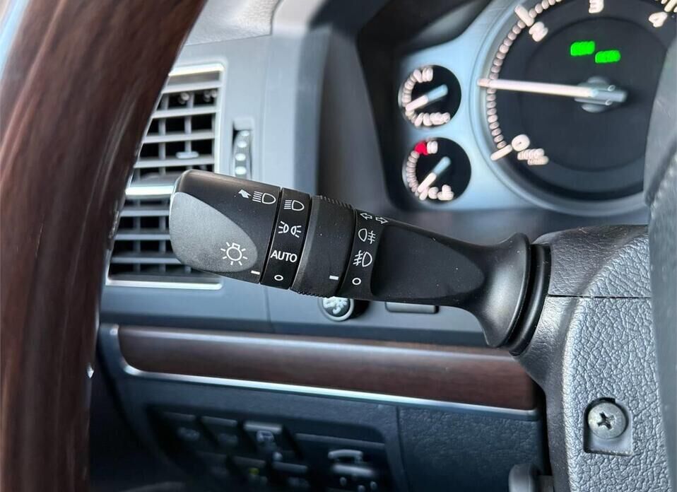 Toyota Land Cruiser, 200 Series Рестайлинг 2 4.5d AT (249 л.с.) 4WD