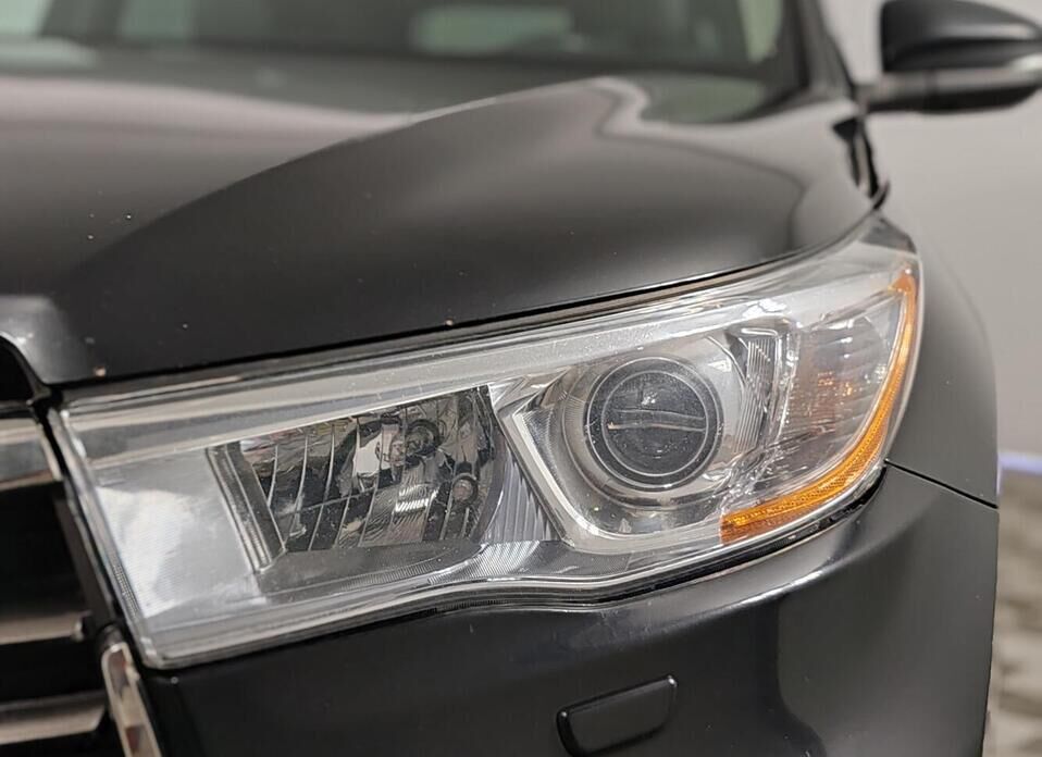 Toyota Highlander 3.5 AT (249 л.с.) 4WD