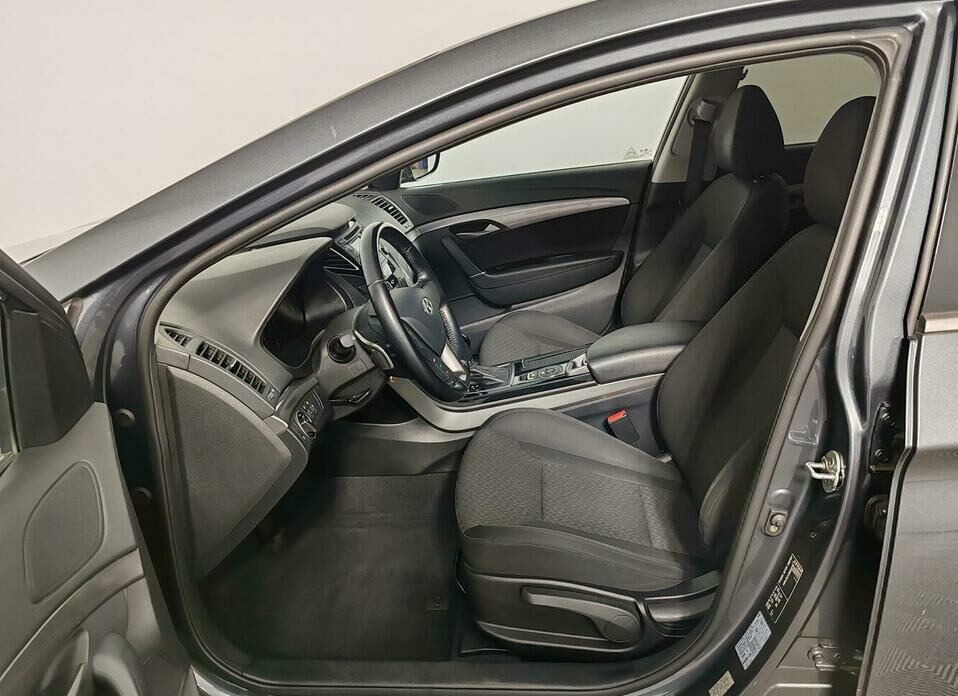Hyundai i40 2.0 AT (150 л.с.)