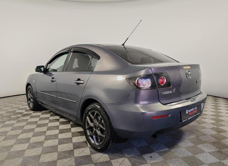 Mazda 3 1.6 AT (105 л.с.)