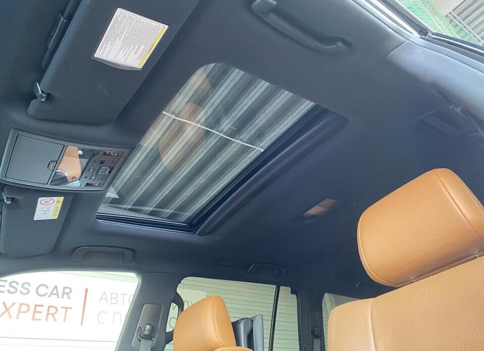 Lexus LX, III Рестайлинг 2 570 5.7 AT (367 л.с.) 4WD