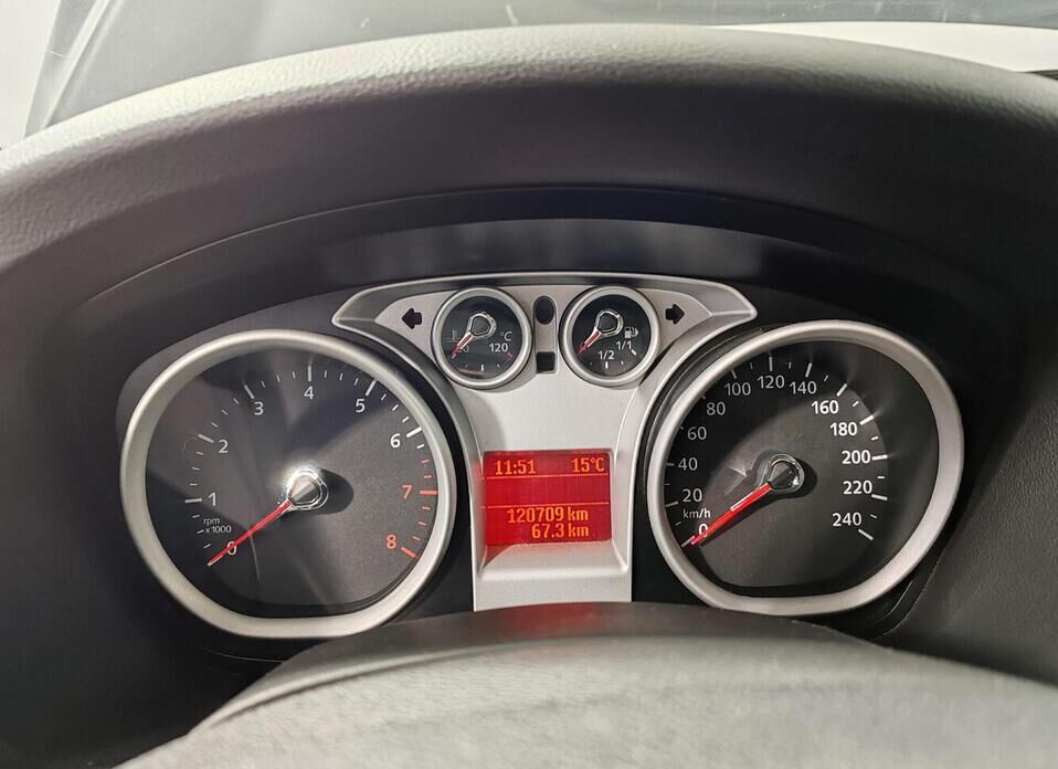 Ford Focus, II Рестайлинг 1.8 MT (125 л.с.)