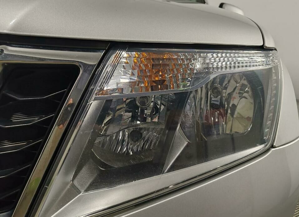 Nissan Terrano 2.0 AT (143 л.с.) 4WD
