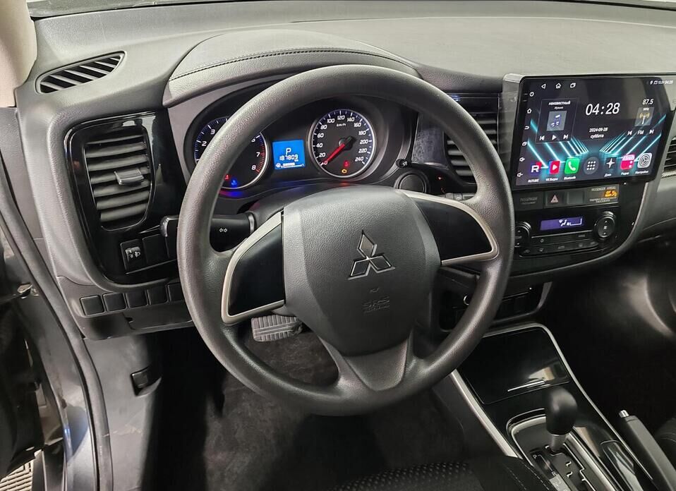 Mitsubishi Outlander, III Рестайлинг 2 2.0 CVT (146 л.с.)
