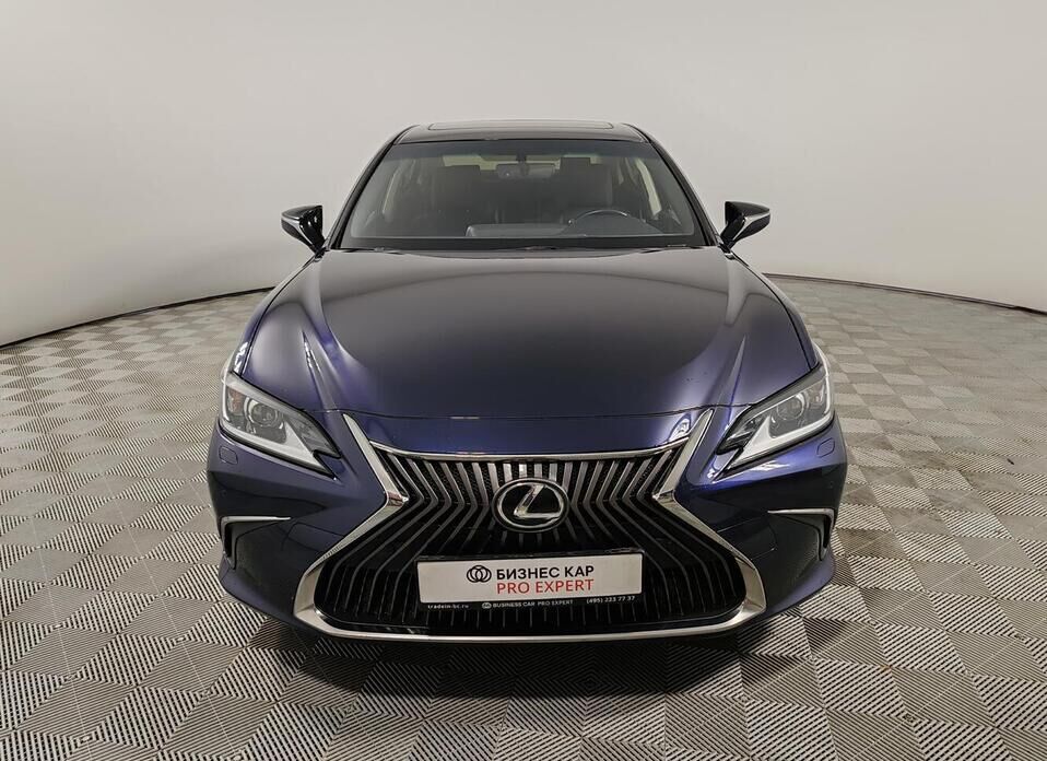 Lexus ES 250 2.5 AT (200 л.с.)
