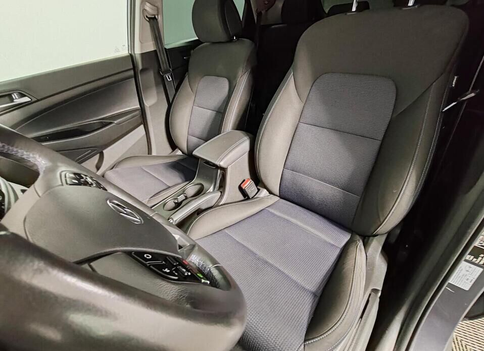 Hyundai Tucson, III 2.0 AT (150 л.с.) 4WD