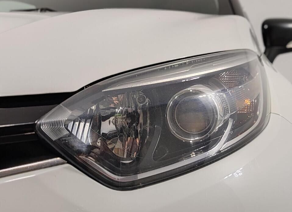 Renault Kaptur, I 1.6 CVT (114 л.с.)