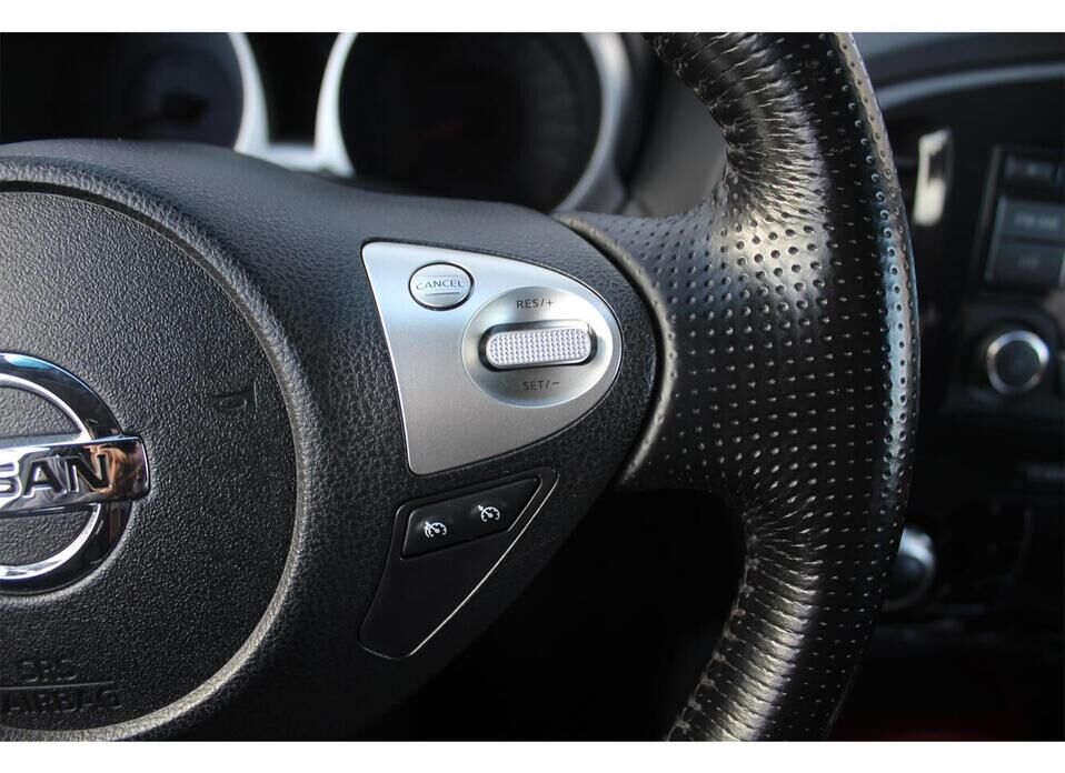 Nissan Juke, I 1.6 MT (117 л.с.)