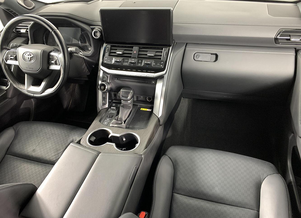 Toyota Land Cruiser, 300 Series 3.5 AT (415 л.с.) 4WD