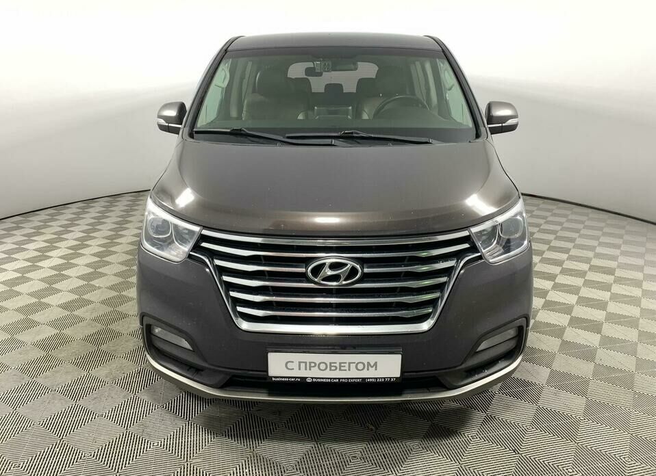 Hyundai Grand Starex 2.5d AT (175 л.с.)