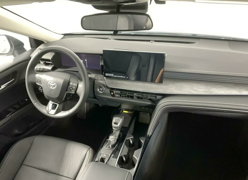Toyota Camry 2.0 CVT (173 л.с.)