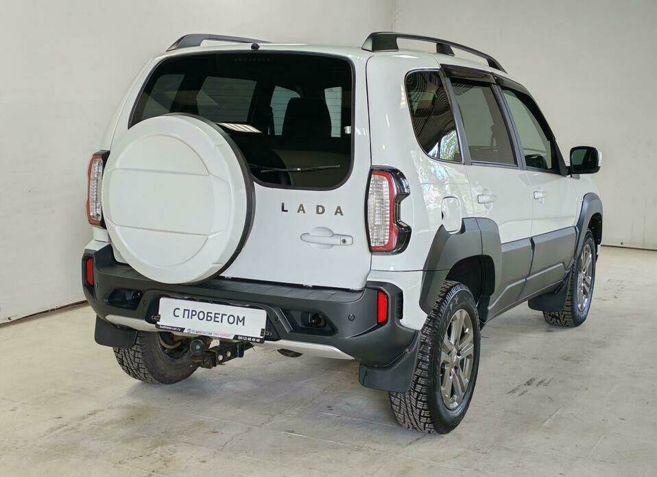 LADA (ВАЗ) Niva 1.7 MT (80 л.с.) 4WD