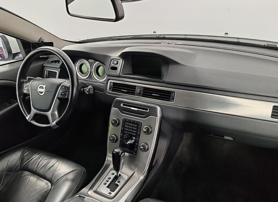 Volvo XC70 2.4d AT (175 л.с.) 4WD