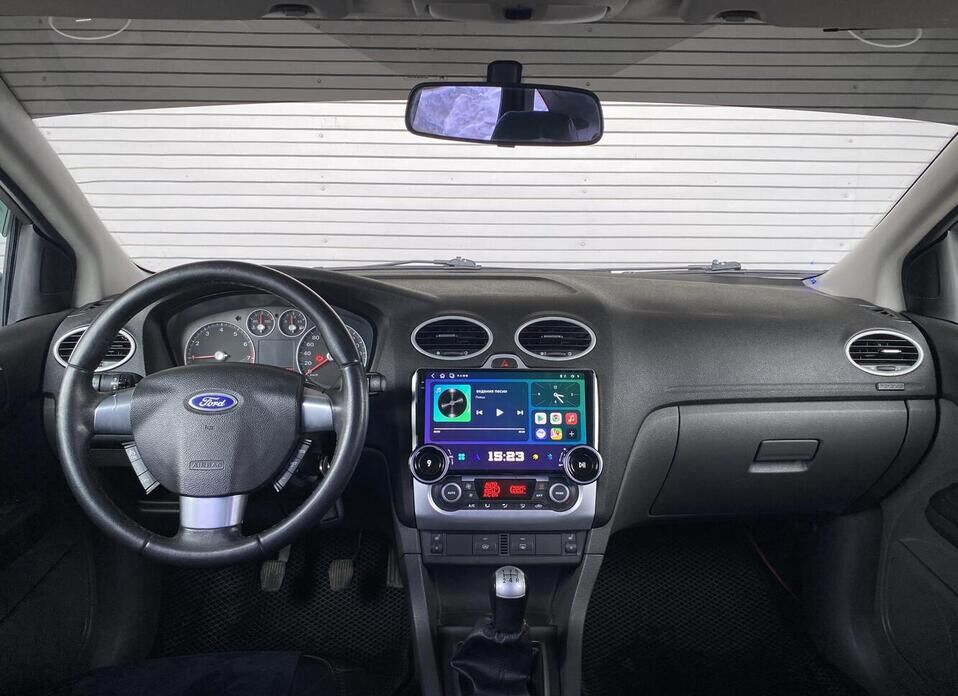 Ford Focus, II Рестайлинг 1.8 MT (125 л.с.)