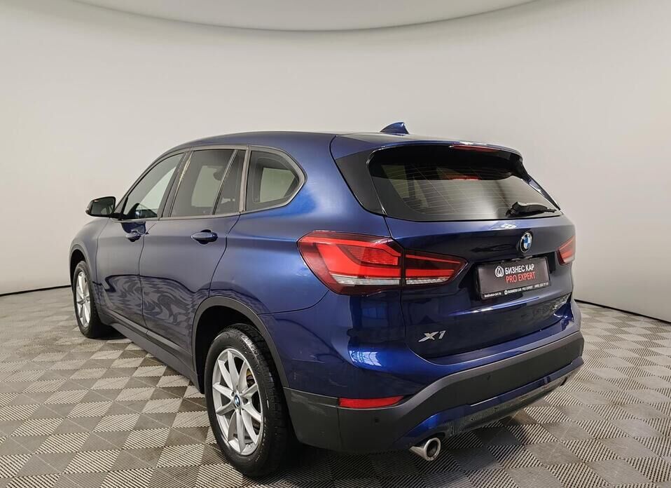 BMW X1, II (F48) Рестайлинг 18d xDrive 2.0d AT (150 л.с.) 4WD