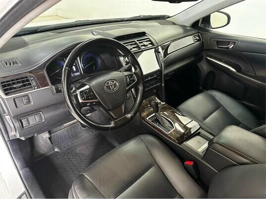 Toyota Camry, 2017&nbsp;г., 101&nbsp;889&nbsp;км