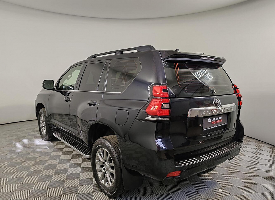 Toyota Land Cruiser Prado, 150 Series Рестайлинг 2 2.8d AT (177 л.с.) 4WD