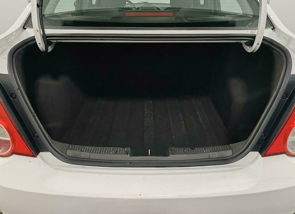 Chevrolet Aveo 1.6 AT (115 л.с.)