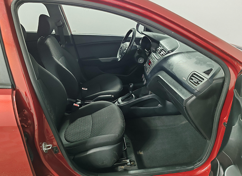 Kia Rio, III Рестайлинг 1.6 AT (123 л.с.)