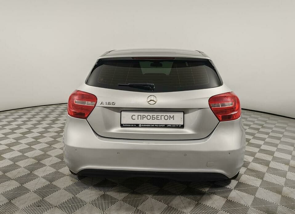 Mercedes-Benz A-Класс 180 1.6 AMT (122 л.с.)