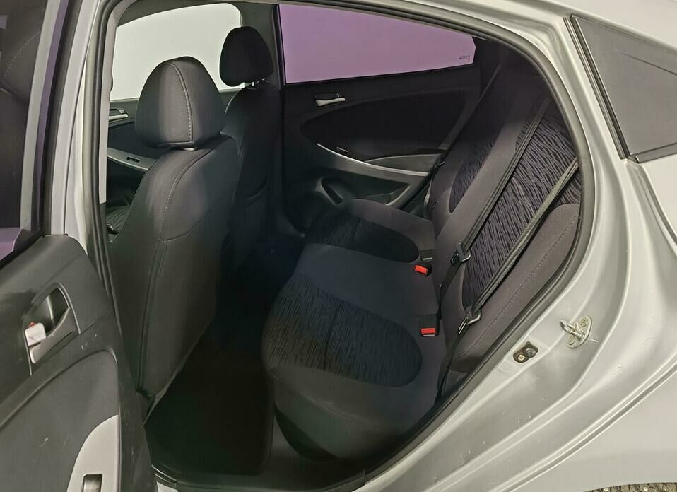 Hyundai Solaris 1.4 MT (107 л.с.)
