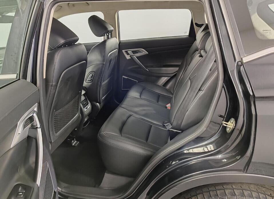 Geely Atlas, I 1.8 AT (184 л.с.) 4WD