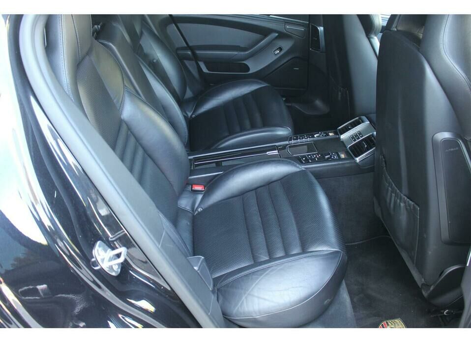 Porsche Panamera Turbo 4.8 AMT (500 л.с.) 4WD