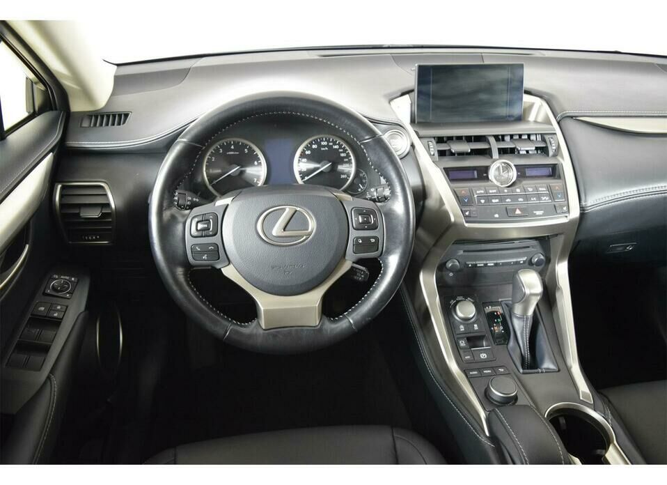 Lexus NX 200 2.0 CVT (150 л.с.)