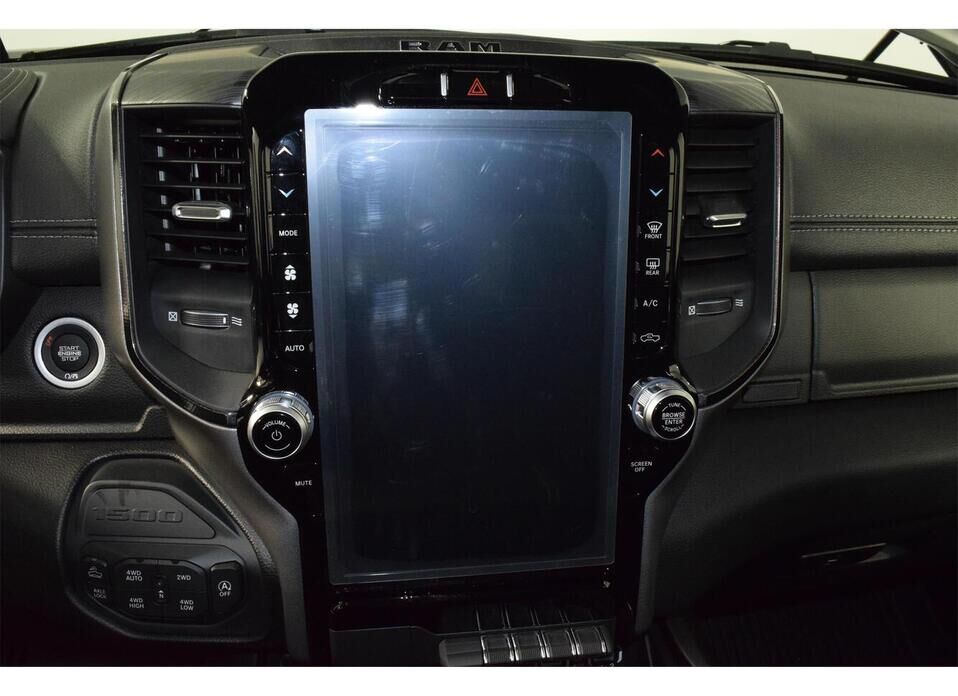 RAM 1500, V Quad Cab eTorque 5.7 AT (395 л.с.) 4WD