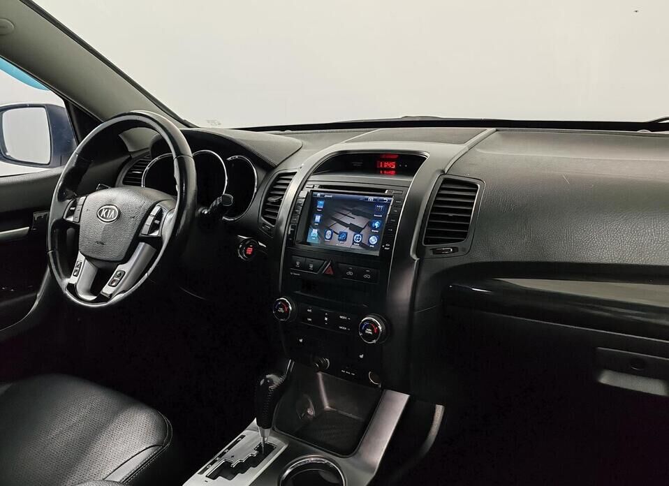 Kia Sorento, II 2.4 AT (175 л.с.) 4WD