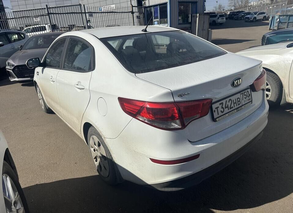 Kia Rio, III Рестайлинг 1.6 AT (123 л.с.)
