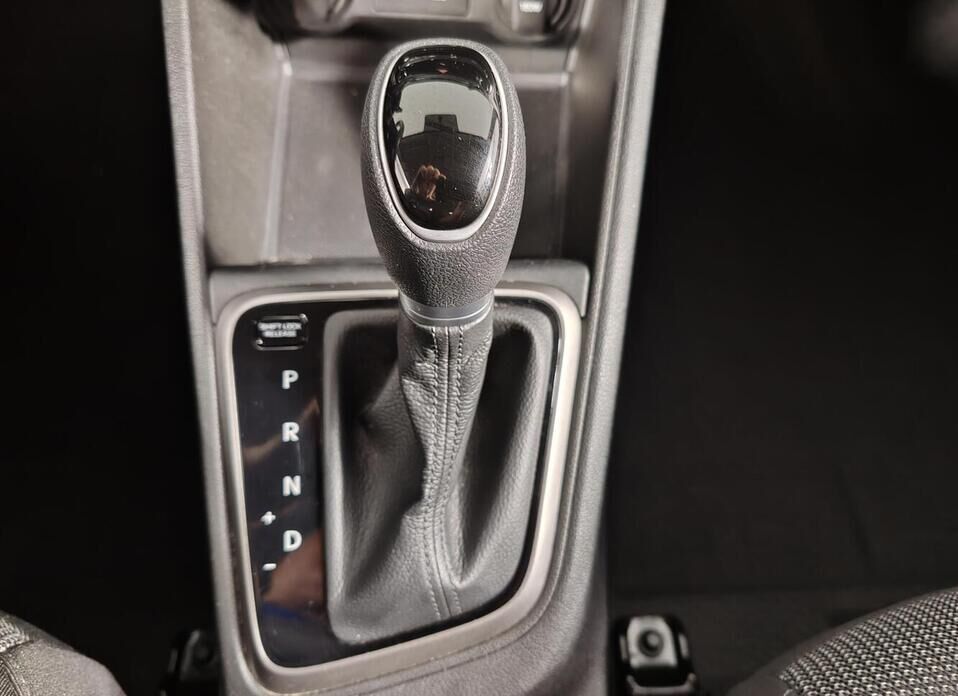 Hyundai Solaris 1.6 AT (123 л.с.)