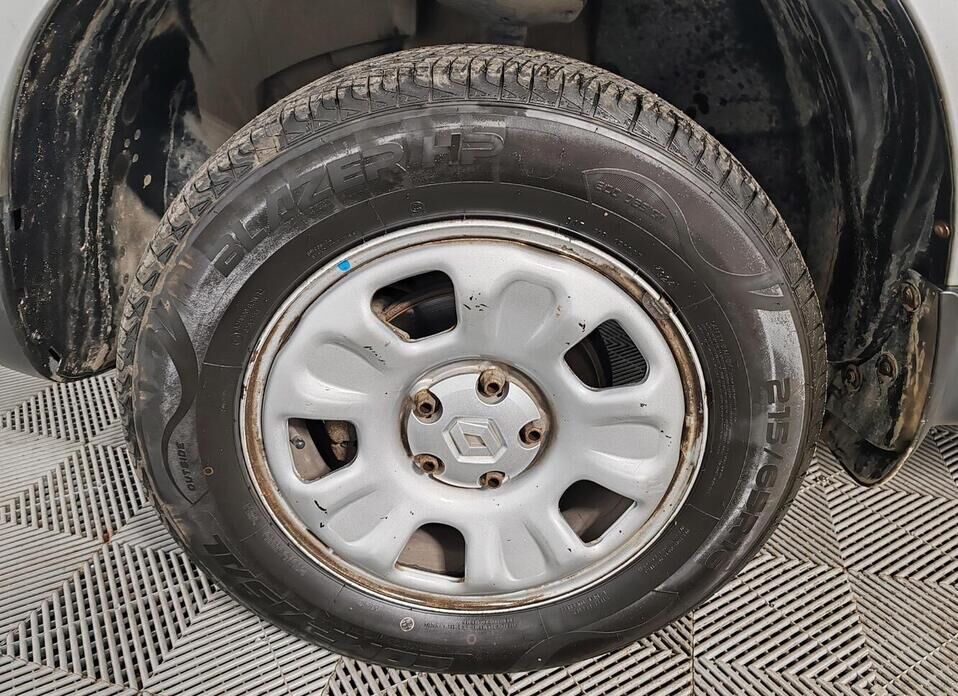 Renault Duster, I 1.6 MT (102 л.с.) 4WD