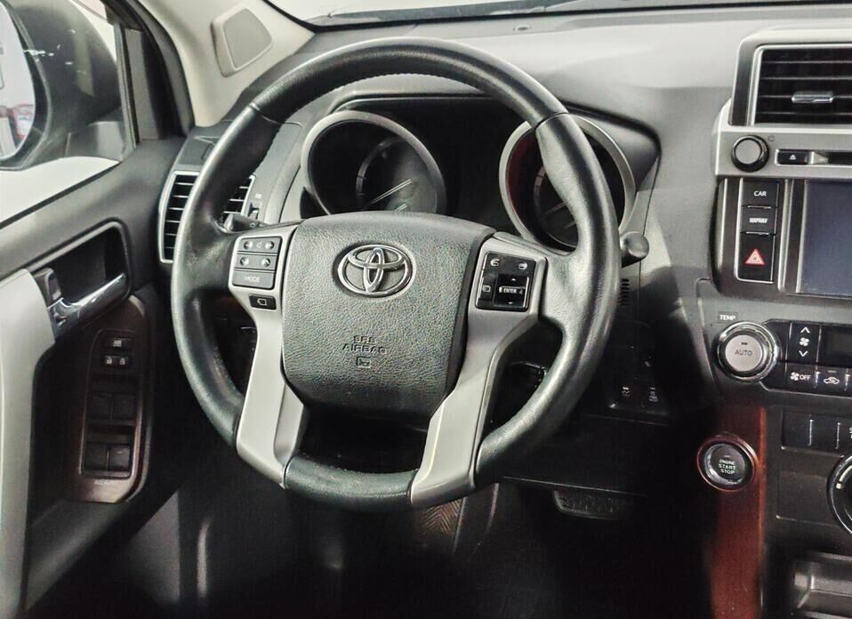 Toyota Land Cruiser Prado 2.8d AT (177 л.с.) 4WD