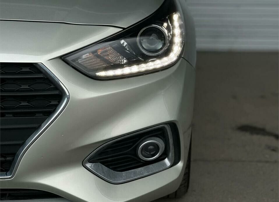 Hyundai Solaris 1.6 AT (123 л.с.)