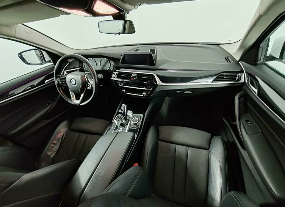 BMW 5 серии 518d 2.0d AT (150 л.с.)