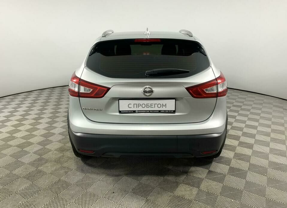 Nissan Qashqai 2.0 MT (144 л.с.)