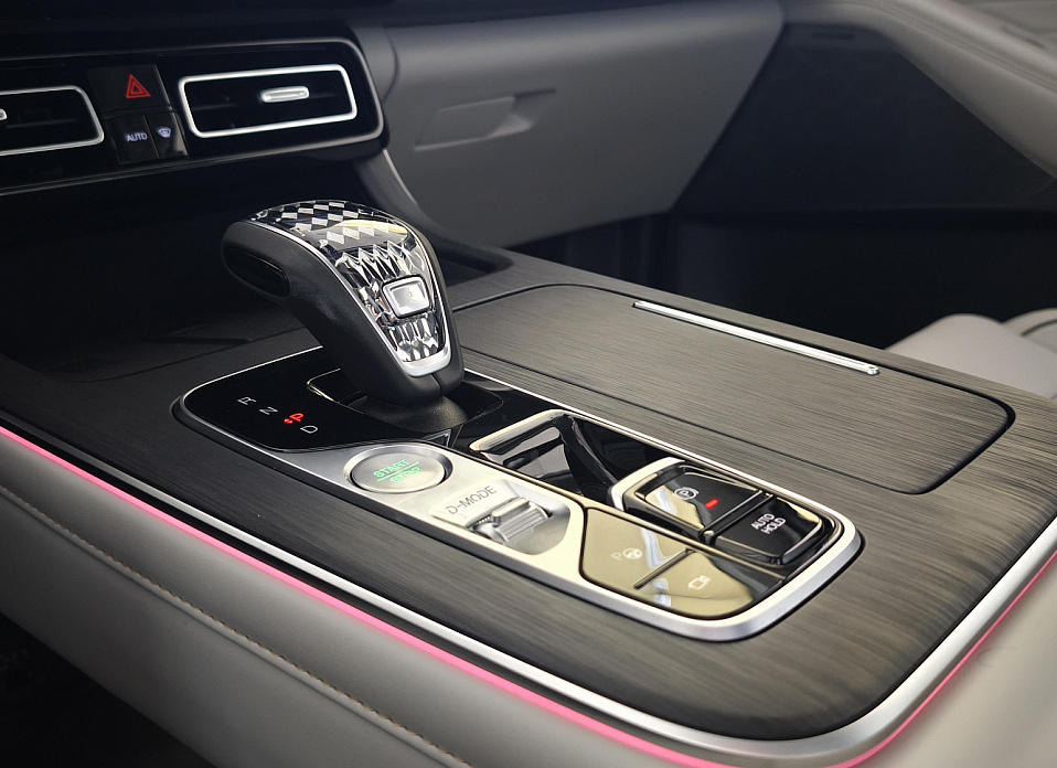 GAC GS8, II 2.0 AT (231 л.с.) 4WD