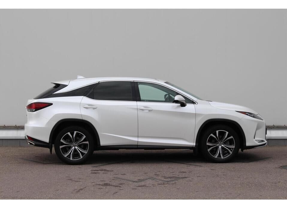 Lexus RX, IV Рестайлинг 300 2.0 AT (238 л.с.) 4WD