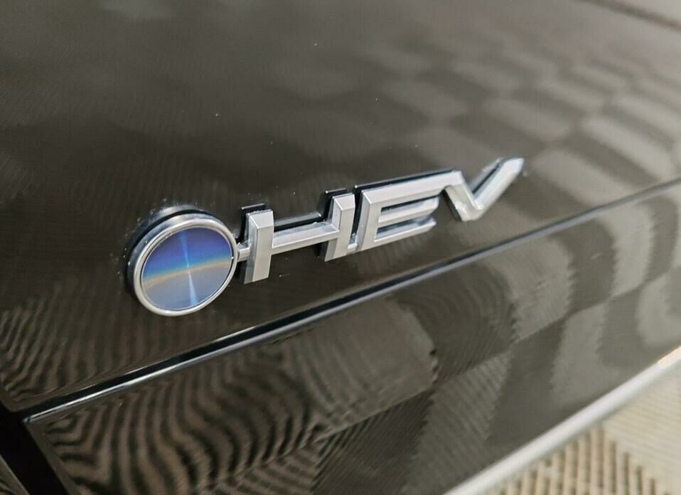 Toyota Alphard 2.5hyb CVT (190 л.с.) 4WD