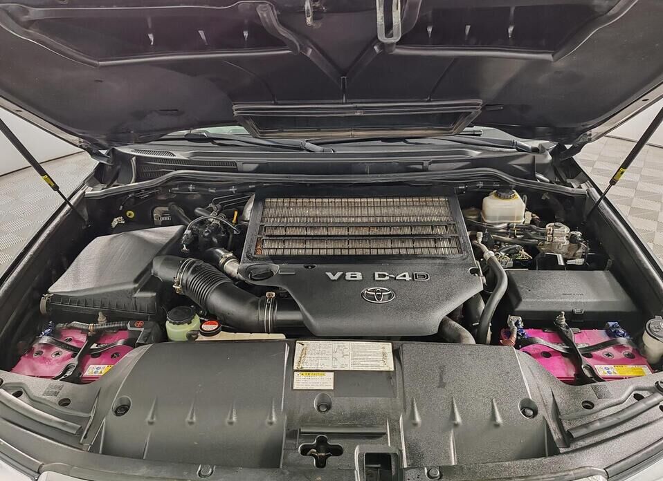 Toyota Land Cruiser 4.5d AT (235 л.с.) 4WD
